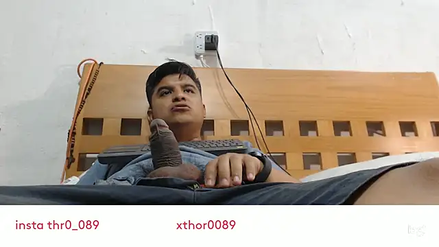 thor000089 online show from May 6, 2026, 1:57 am