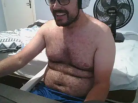 Snapshot of SuyNey chatting on March 29, 2026, 7:52 am SuyNey online show from March 29, 2026, 7:52 am