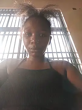 Snapshot of CuteJ chatting on June 18, 2026, 1:04 pm CuteJ online show from June 18, 2026, 1:04 pm