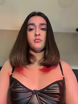 MiahWindsor online show from June 22, 2026, 3:19 am