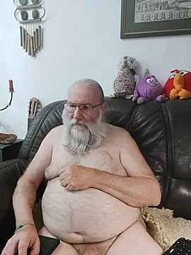 SexySantaC online show from May 20, 2026, 7:53 pm