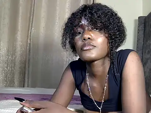 HarlotyQueen online show from November 13, 2025, 8:35 am