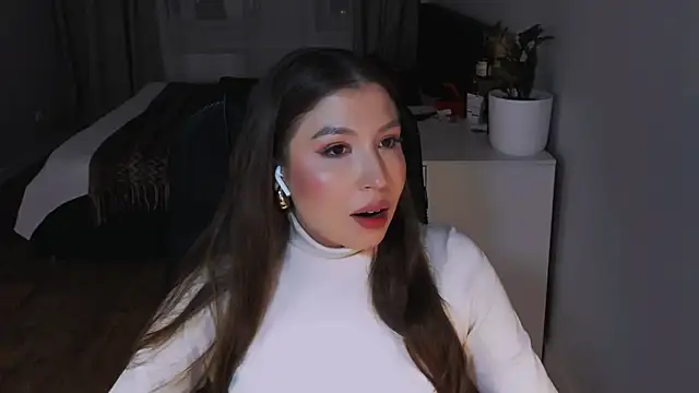 Snapshot of Eva_Chris chatting on October 10, 2025, 5:12 pm Eva Chris online show from October 10, 2025, 5:12 pm