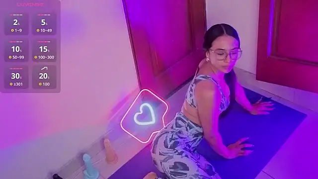  emma miller  online show from March 16, 2026, 11:14 am