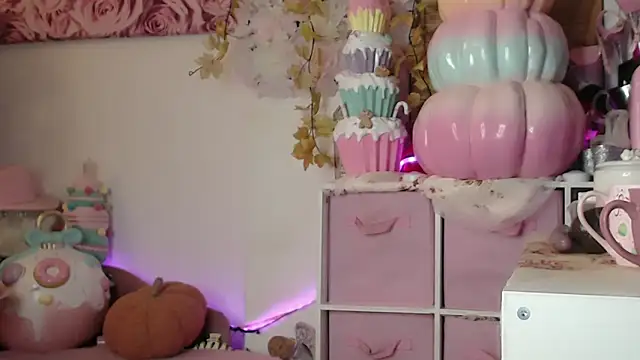 elyink online show from December 18, 2025, 12:22 pm