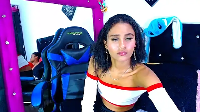 Snapshot of Jenng18 chatting on March 8, 2026, 2:04 am Jenng18 online show from March 8, 2026, 2:04 am