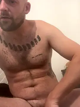 Snapshot of bigguy101 chatting on October 8, 2025, 7:28 am bigguy101 online show from October 8, 2025, 7:28 am