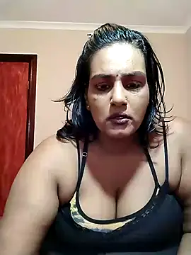 Snapshot of NWC4LYF chatting on November 10, 2025, 2:16 pm NWC4LYF online show from November 10, 2025, 2:16 pm