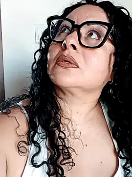 Snapshot of hazel_milf chatting on December 21, 2024, 6:23 pm hazel milf online show from December 21, 2024, 6:23 pm