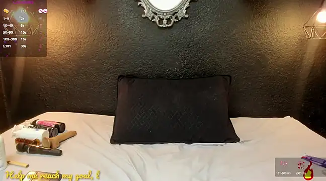 Snapshot of hazel_milf chatting on February 1, 2025, 4:14 am hazel milf online show from February 1, 2025, 4:14 am