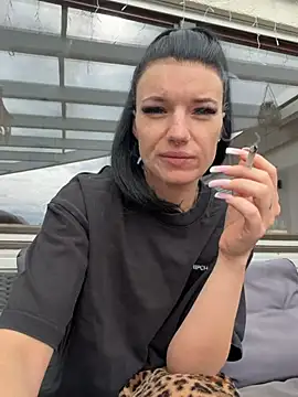 Snapshot of LizaRoxx chatting on May 6, 2026, 8:08 am LizaRoxx online show from May 6, 2026, 8:08 am