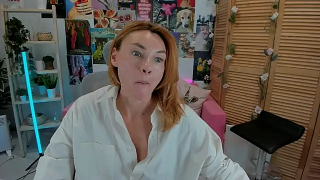 Snapshot of MistyBarnes chatting on March 8, 2025, 11:37 am MistyBarnes online show from March 8, 2025, 11:37 am