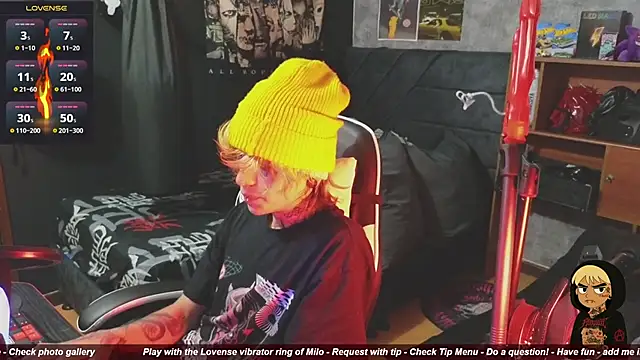 AcidMilo online show from November 28, 2025, 10:34 pm