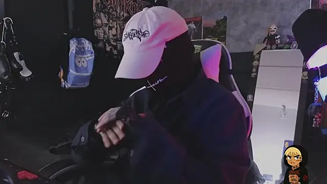 Snapshot of AcidMilo chatting on February 17, 2026, 6:03 pm AcidMilo online show from February 17, 2026, 6:03 pm