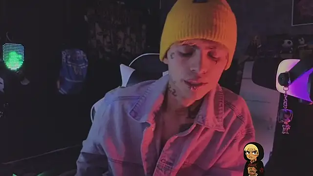 Snapshot of AcidMilo chatting on March 19, 2026, 10:03 pm AcidMilo online show from March 19, 2026, 10:03 pm