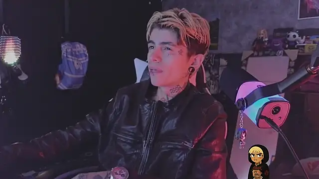 Snapshot of AcidMilo chatting on March 20, 2026, 7:30 pm AcidMilo online show from March 20, 2026, 7:30 pm