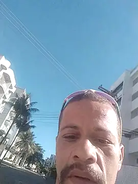 Snapshot of RussaoCF chatting on November 12, 2025, 10:37 am RussaoCF online show from November 12, 2025, 10:37 am