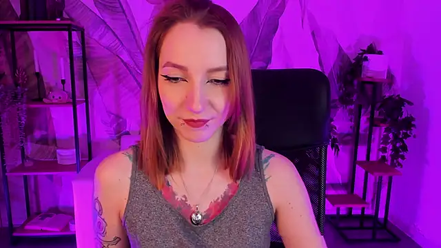 PrettyReckess online show from January 21, 2025, 8:19 am