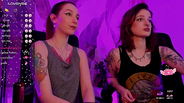 PrettyReckess online show from January 23, 2025, 12:19 pm