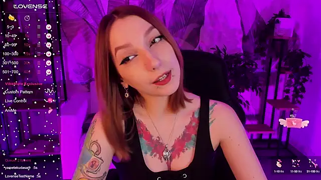 PrettyReckess online show from January 27, 2025, 7:35 am