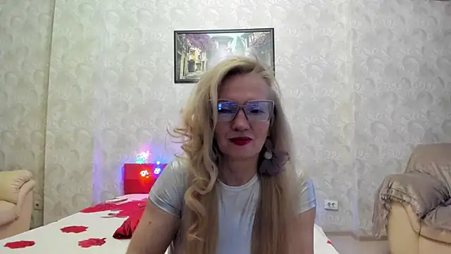 TrueFoxyyy online show from April 26, 2026, 4:26 pm