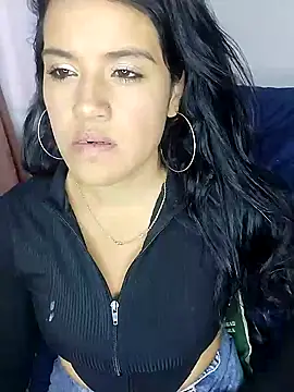 zhayra rose online show from January 25, 2025, 11:00 pm