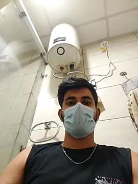 Snapshot of bigdickfuckuu chatting on October 17, 2025, 7:49 pm bigdickfuckuu online show from October 17, 2025, 7:49 pm