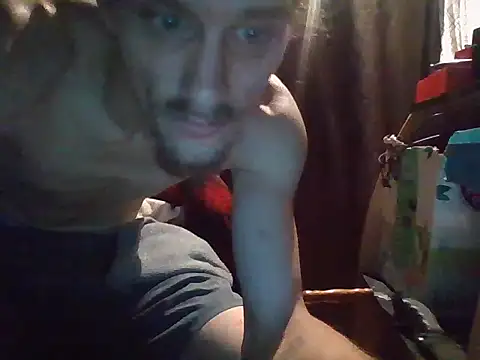 Snapshot of xxxTony999 chatting on October 4, 2025, 7:39 am xxxTony999 online show from October 4, 2025, 7:39 am