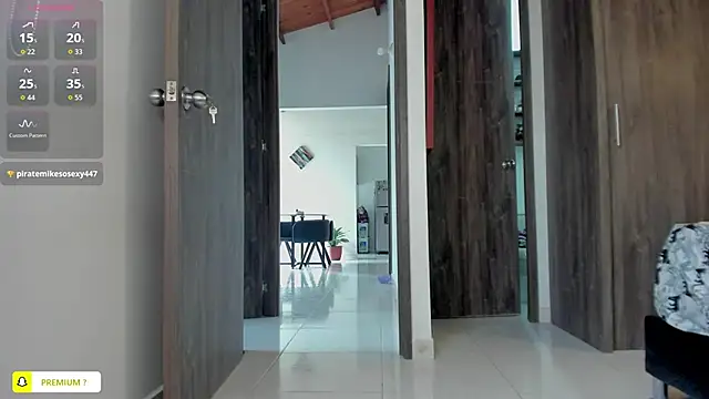 amyharlow 1 online show from March 6, 2026, 1:40 pm