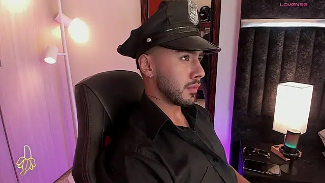 Snapshot of ItsMeEros chatting on October 19, 2025, 9:04 pm ItsMeEros online show from October 19, 2025, 9:04 pm