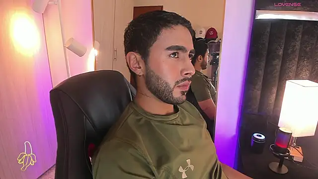 ItsMeEros online show from December 19, 2025, 12:06 am