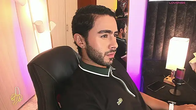 ItsMeEros online show from February 25, 2026, 9:13 pm