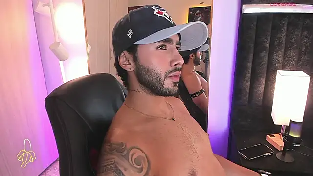 ItsMeEros online show from March 8, 2026, 10:13 pm