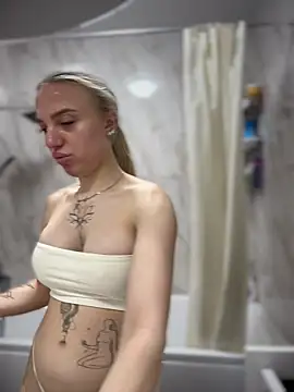 pinkstar  online show from January 17, 2026, 5:23 am