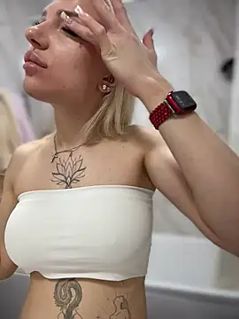 pinkstar  online show from March 19, 2026, 6:39 am