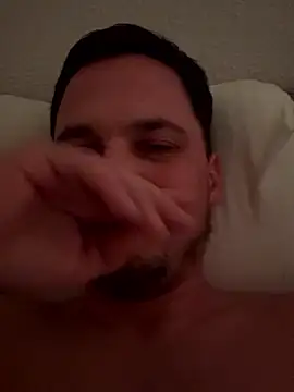 Jonkitzler1 online show from January 8, 2026, 7:27 pm