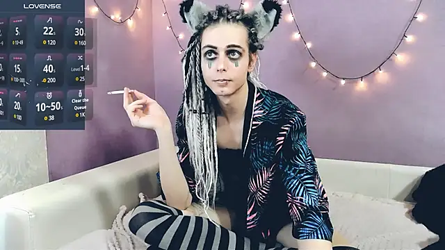 Littlepinkcat online show from February 12, 2025, 5:05 am