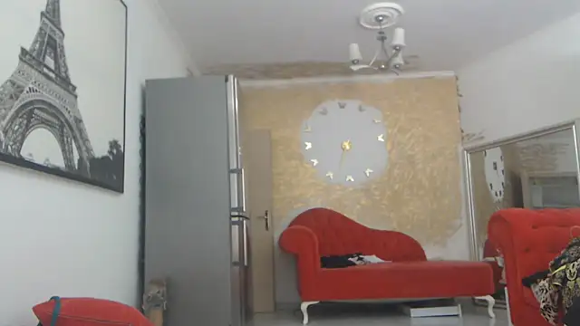 AnnaBellaLuckyXOXO online show from June 17, 2026, 10:17 am