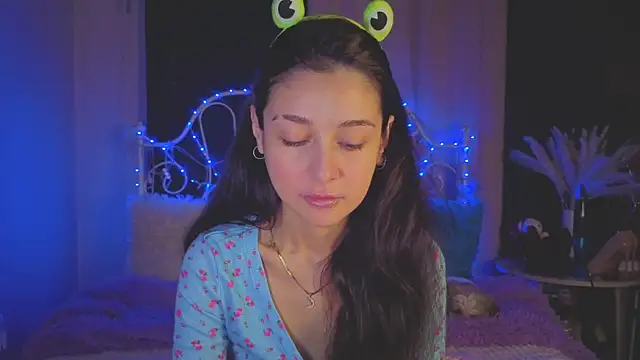 Funny Bunny online show from October 25, 2025, 2:30 am