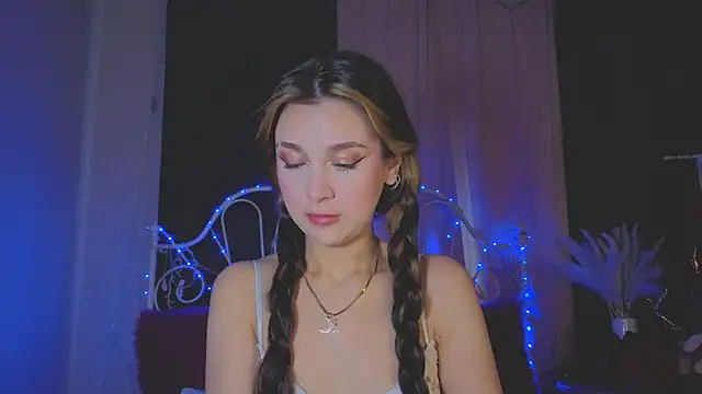 Funny Bunny online show from May 1, 2026, 1:32 am