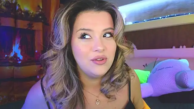 Malika uAngel online show from January 3, 2025, 11:33 pm