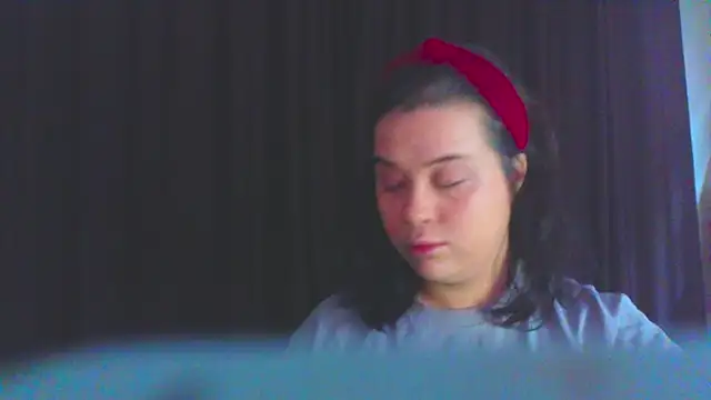 Snapshot of Malika_uAngel chatting on March 4, 2026, 2:06 am Malika uAngel online show from March 4, 2026, 2:06 am