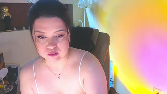 Snapshot of Malika_uAngel chatting on April 20, 2026, 1:41 am Malika uAngel online show from April 20, 2026, 1:41 am
