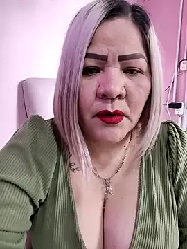 Snapshot of Dalessa_Bigtits chatting on April 17, 2026, 9:07 pm Dalessa Bigtits online show from April 17, 2026, 9:07 pm