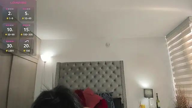 CharlotteAngelss  online show from June 11, 2026, 3:21 pm