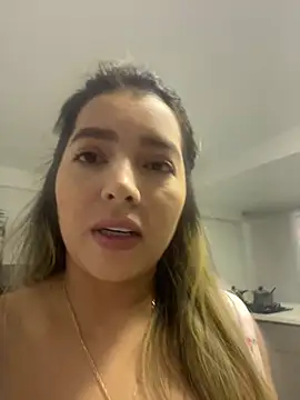 sofihill01 online show from July 27, 2026, 9:55 pm