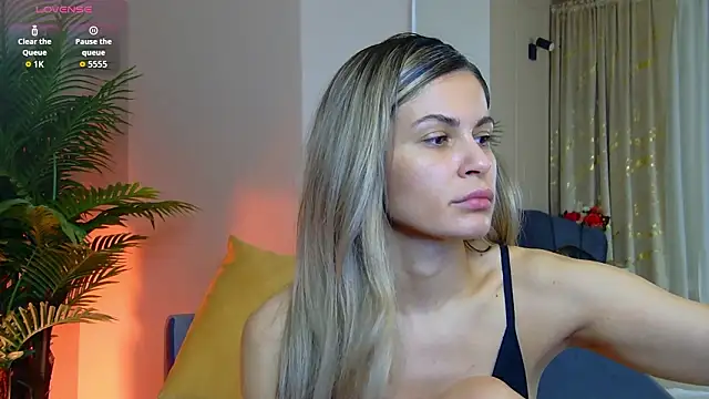 Avril Cyrus online show from February 19, 2026, 7:59 am