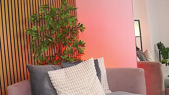 Avril Cyrus online show from April 28, 2026, 6:40 am