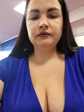 GeorgiaLerox online show from January 6, 2025, 12:57 pm