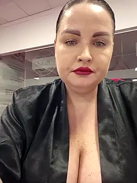 GeorgiaLerox online show from February 10, 2026, 1:26 pm